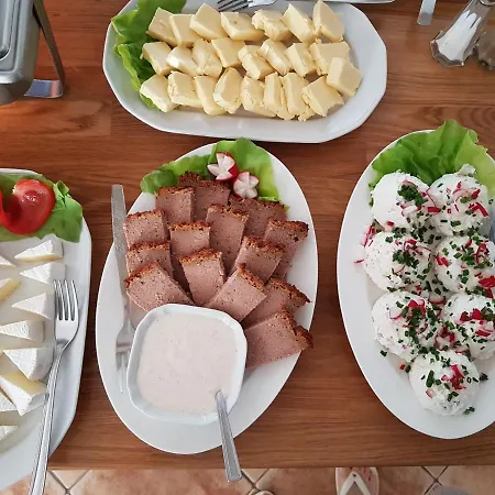 Alojamento de Acomodação e Pequeno-almoço Danusia